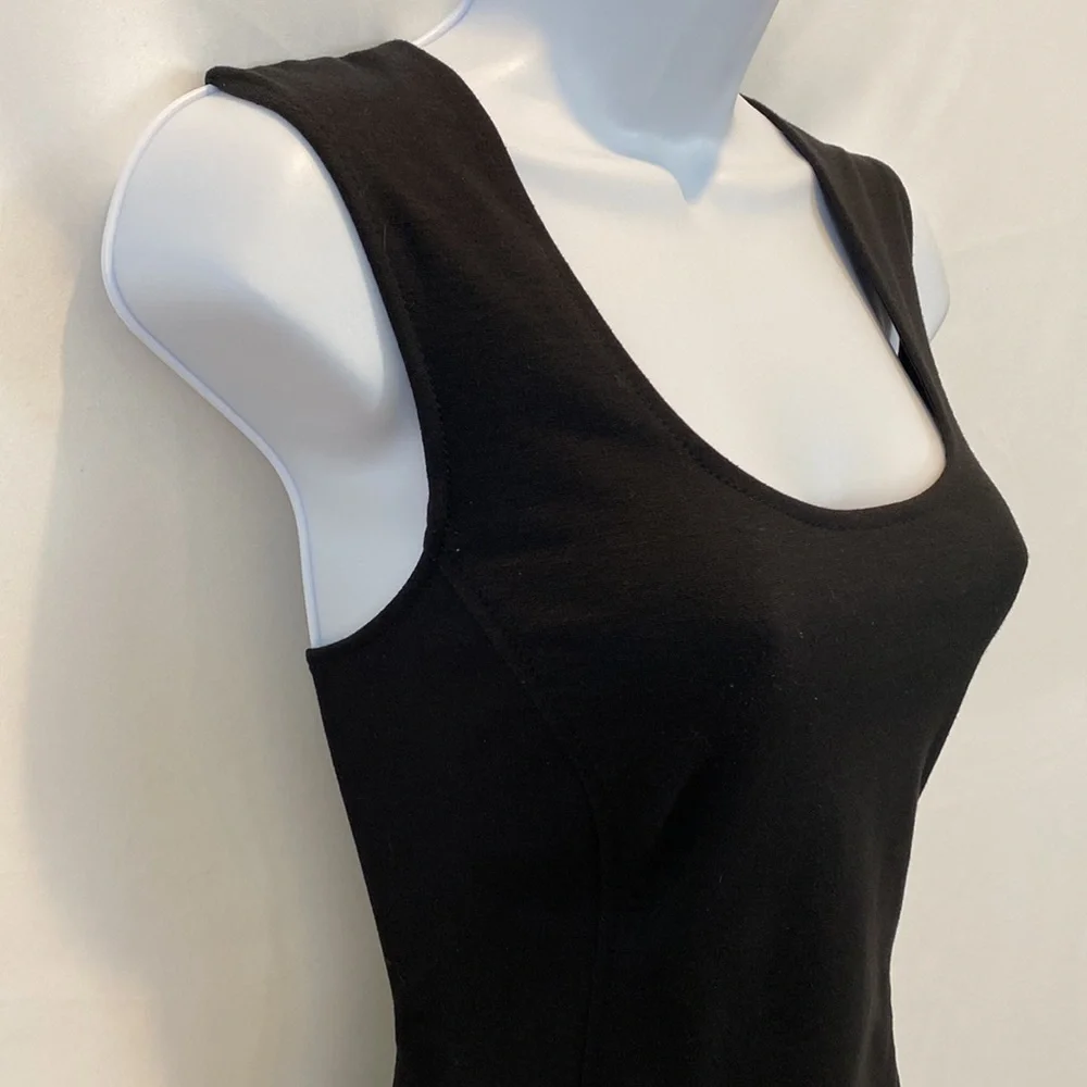 Banana Republic Bodycon sleeveless Little Black Dress in size SP PS Petite Small - Picture 5 of 11